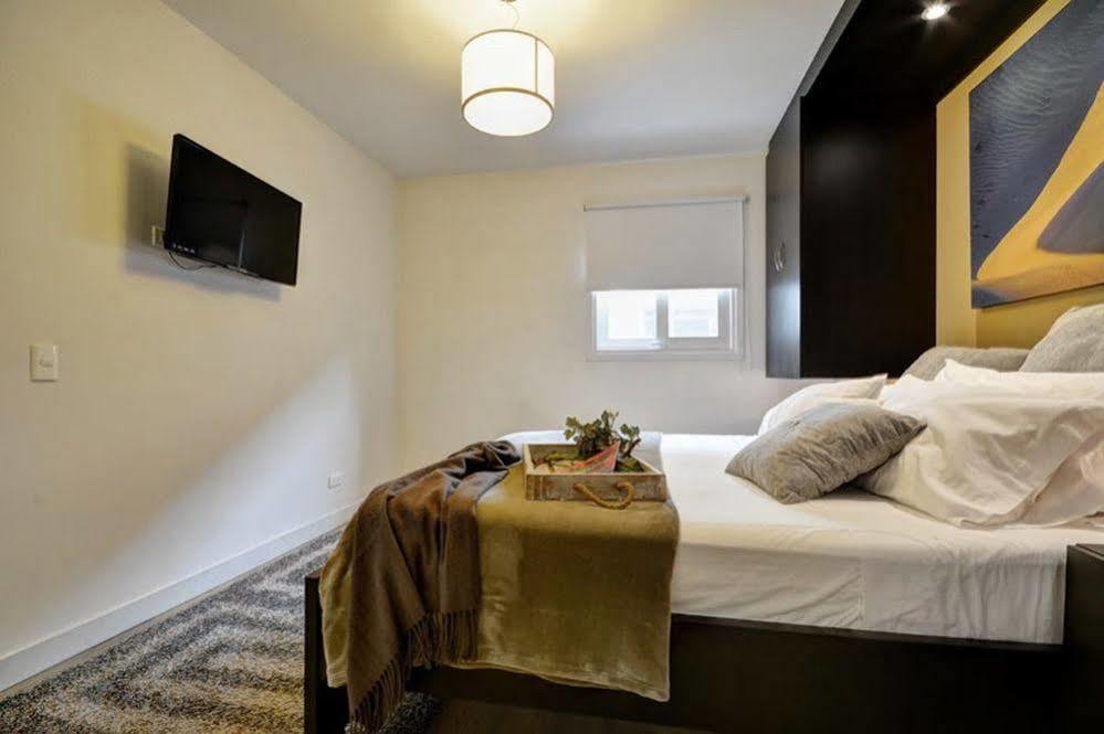 Oasis Suites Μεντεγίν Εξωτερικό φωτογραφία
