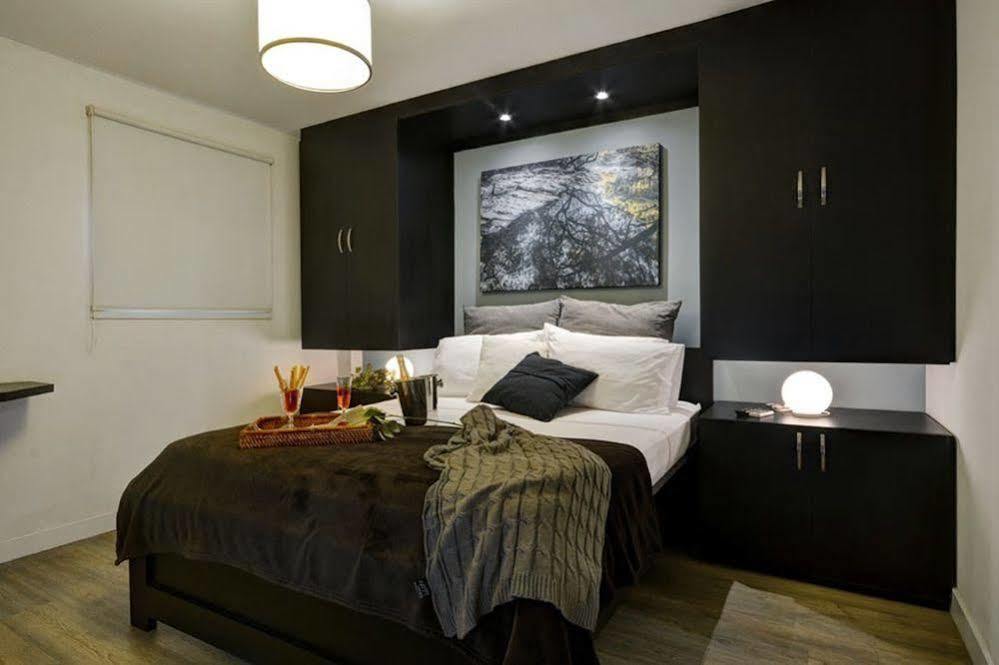 Oasis Suites Μεντεγίν Εξωτερικό φωτογραφία